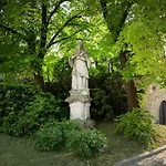 Kır Evi U Floderu