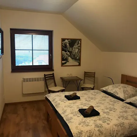 U Floderu Kır Evi *